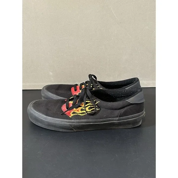 Straye Fairfax Flame Sneakers Size 12 - Picture 2 of 7